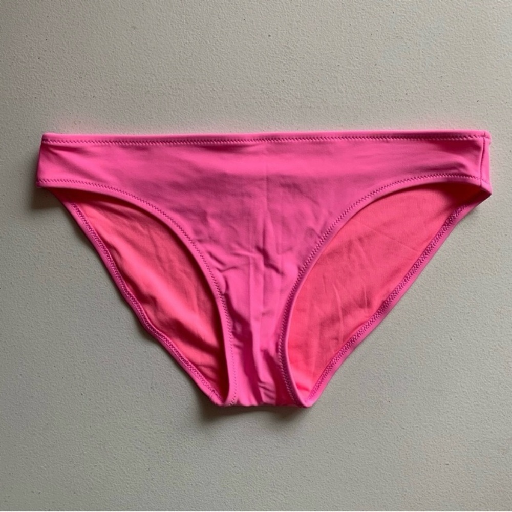 Aerie Pink Bikini Bottom Size Medium NWT Swimwear Beach Vacation
